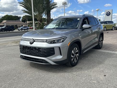 New 2026 Volkswagen Tiguan S image 2