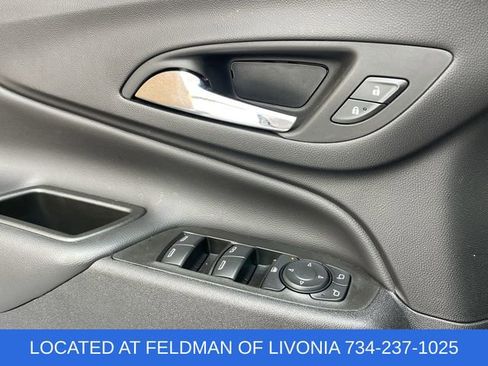 Used 2024 Chevrolet Equinox LT image 22