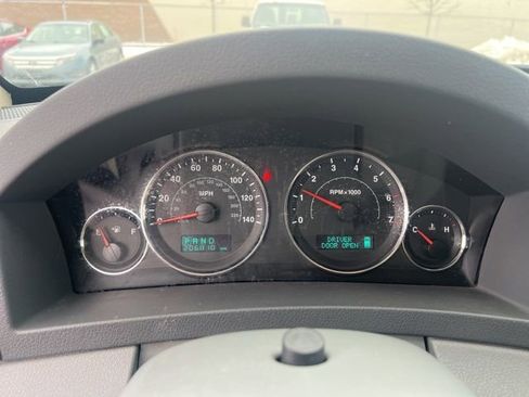 Used 2007 Jeep Grand Cherokee Laredo AWD/4WD image 17