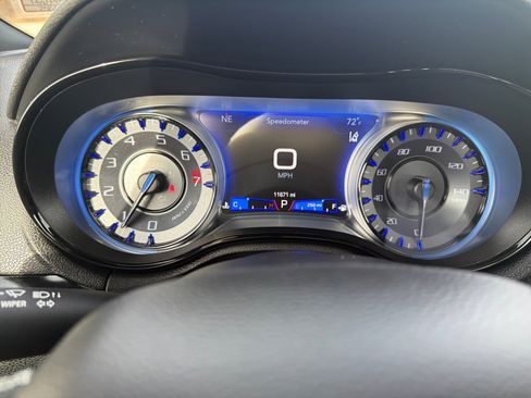 Used 2022 Chrysler 300 S w/ Comfort Group image 33