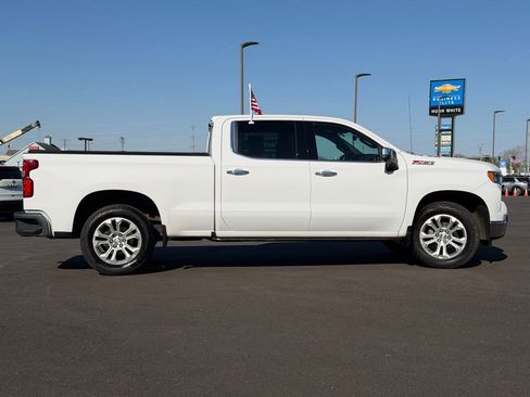 Used 2022 Chevrolet Silverado 1500 LTZ w/ Technology Package image 6