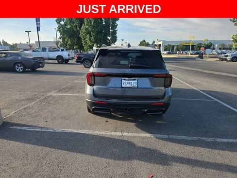 Used 2025 Ford Explorer ST-Line w/ Premium Package RWD image 6