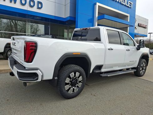 New 2026 GMC Sierra 2500 Denali w/ Denali Reserve Package AWD/4WD image 6