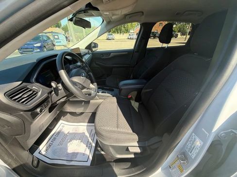 Certified 2025 Ford Escape Active AWD/4WD image 19