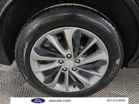 Used 2023 Buick Encore GX Select w/ Sport Touring Package AWD/4WD image 16