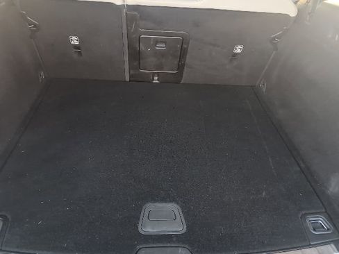 Used 2023 Volvo XC60 B5 Plus image 50