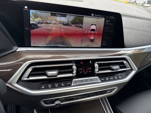 Used 2022 BMW X5 sDrive40i w/ Parking Assistance Package image 27