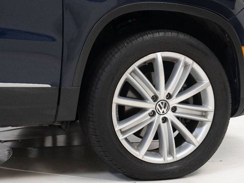 Used 2013 Volkswagen Tiguan SE FWD image 21