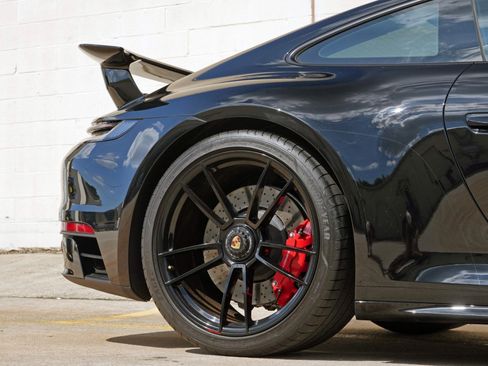 Used 2024 Porsche 911 Carrera GTS w/ Premium Package RWD image 57