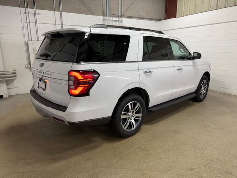 Certified 2024 Ford Expedition Limited image 8