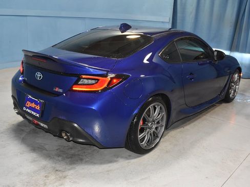 Used 2025 Toyota GR86 Premium image 23