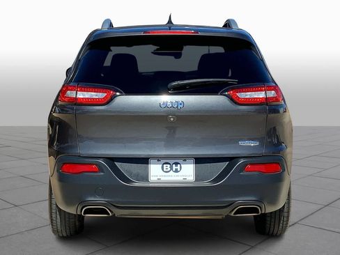 Used 2015 Jeep Cherokee Latitude FWD image 5