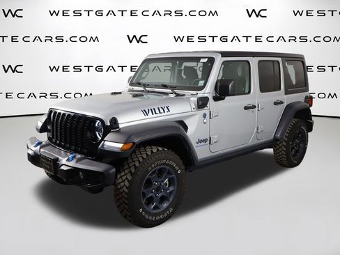 Used 2023 Jeep Wrangler Unlimited w/ Cold Weather Group AWD/4WD image 1