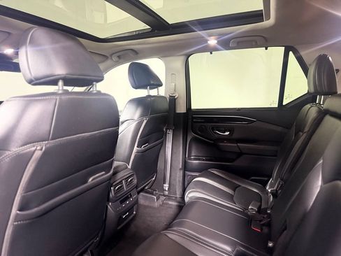 Used 2023 Honda Pilot Touring image 23