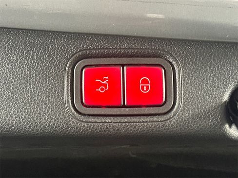 Certified 2022 Mercedes-Benz E 350 Sedan image 21