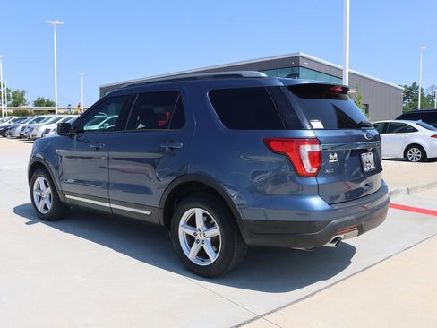 Used 2019 Ford Explorer XLT w/ Class II Trailer Tow Package image 3