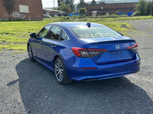 Used 2024 Honda Civic Touring image 6