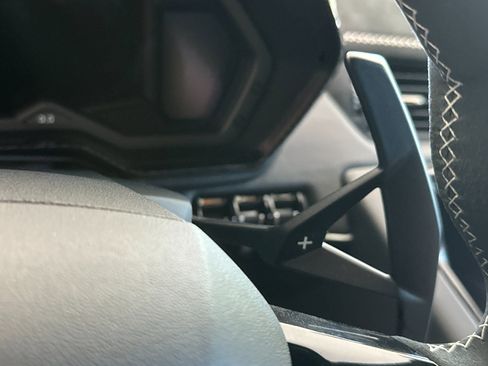 Used 2021 Lamborghini Aventador SVJ AWD/4WD image 30