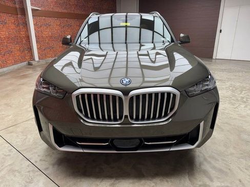 New 2026 BMW X5 xDrive50e w/ Premium Package image 8