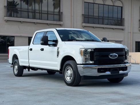 Used 2018 Ford F250 XL w/ Power Equipment Group image 31