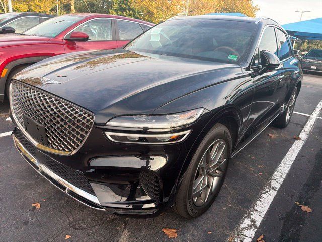 Used 2025 Genesis GV70 2.5T w/ Advanced Package AWD/4WD image 6