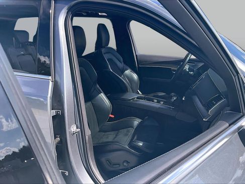 Used 2019 Volvo XC90 T6 R-Design w/ Advanced Package AWD/4WD image 9