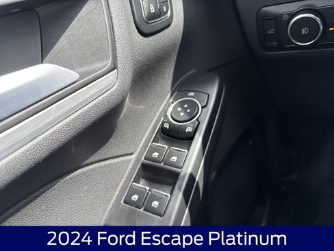 Used 2024 Ford Escape Platinum AWD/4WD image 24