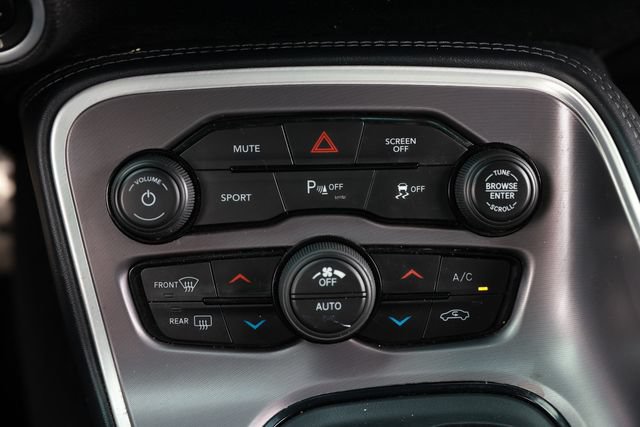Used 2022 Dodge Challenger R/T RWD image 36