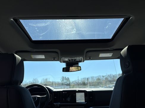 New 2026 GMC Sierra 1500 SLT w/ SLT Premium Package image 26