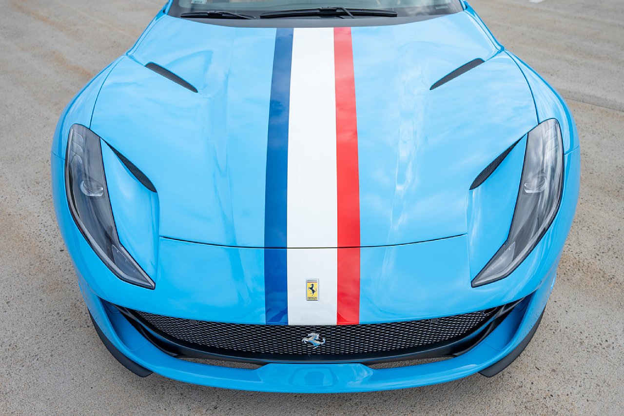 Used 2022 Ferrari 812 GTS RWD image 15