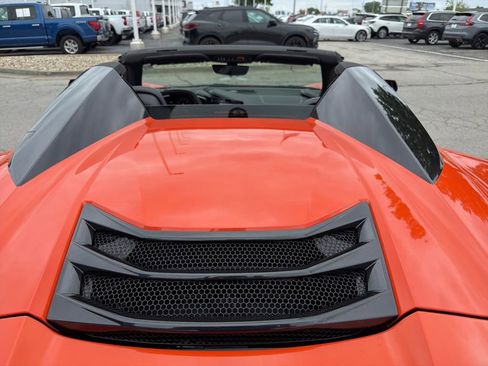 Used 2025 Chevrolet Corvette Stingray Convertible w/ Battery Protection Package RWD image 30
