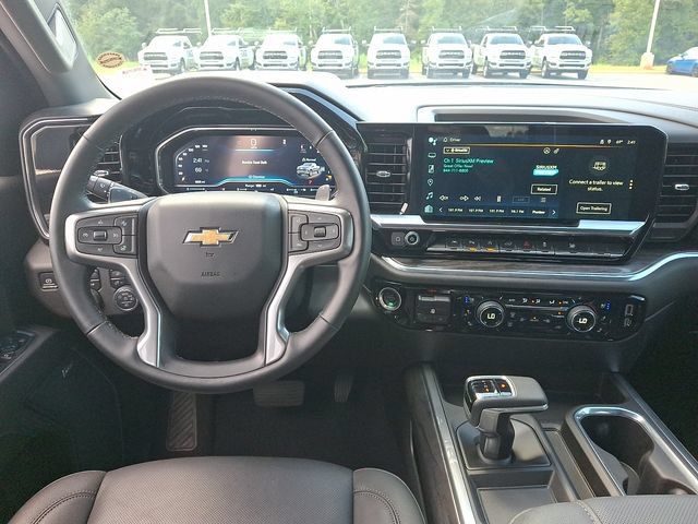 Used 2024 Chevrolet Silverado 1500 LTZ w/ Technology Package AWD/4WD image 11
