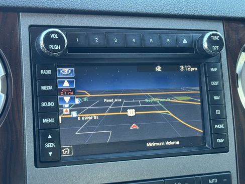 Used 2011 Ford F250 Lariat w/ Chrome Pkg image 4