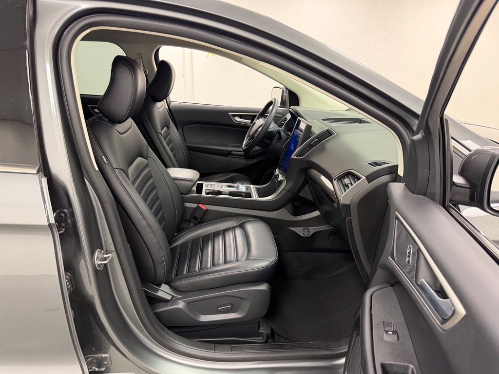 Used 2024 Ford Edge SEL w/ Convenience Package AWD/4WD image 9