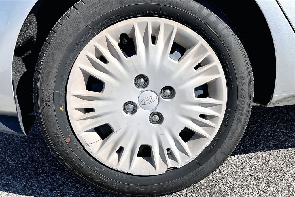 Used 2014 Ford Fiesta S FWD image 9