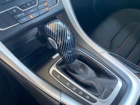 Used 2016 Ford Fusion SE FWD image 17