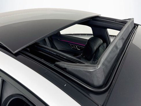 Certified 2026 Mercedes-Benz S 580e 4MATIC Sedan image 24