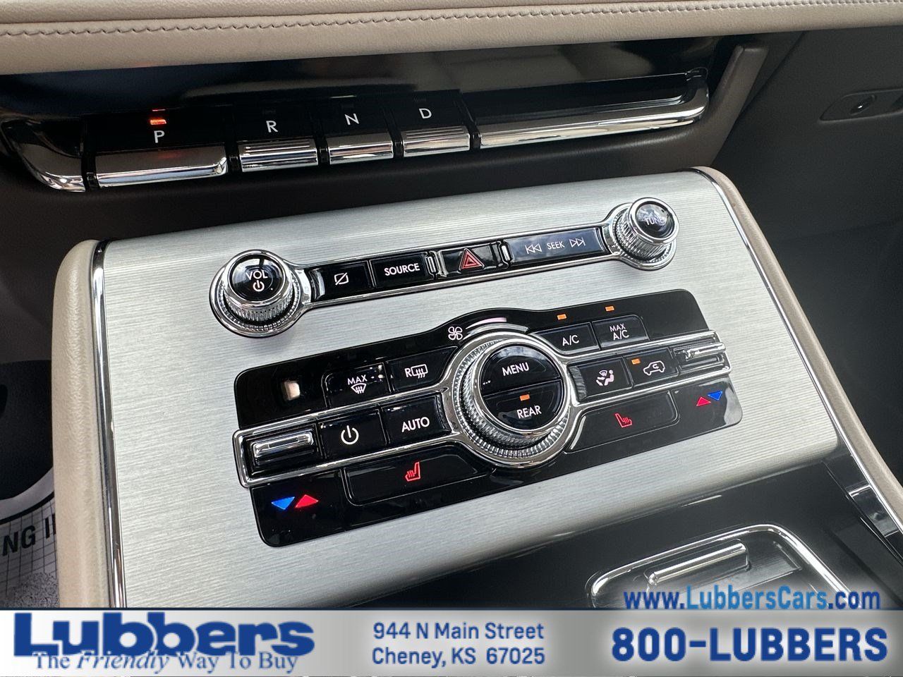 Used 2023 Lincoln Aviator 2WD w/ Premium Package image 19
