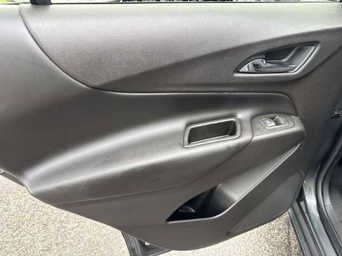 Used 2019 Chevrolet Equinox LT image 23
