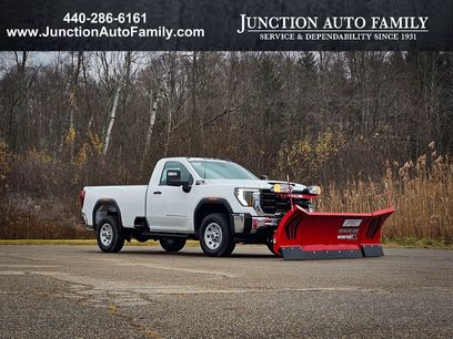 New 2026 GMC Sierra 2500 Pro w/ Convenience Package