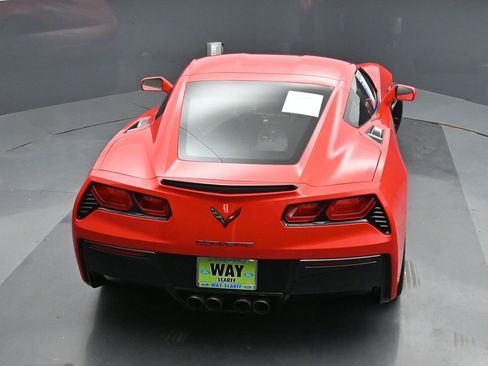Used 2019 Chevrolet Corvette Stingray Coupe w/ Carbon Flash Badge Package image 38