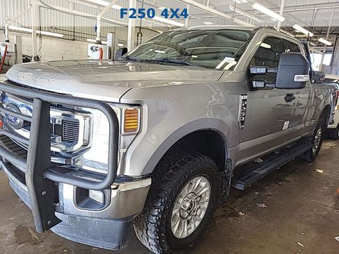 Used 2022 Ford F250 XLT w/ XLT Value Package AWD/4WD image 1