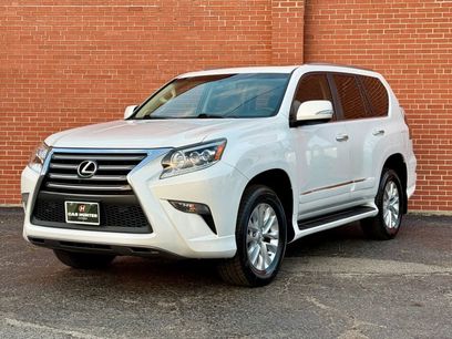 Used 2016 Lexus GX 460 w/ Navigation Package