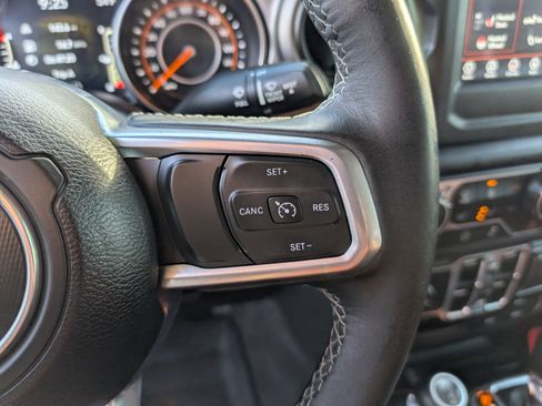 Used 2020 Jeep Gladiator Sport w/ Quick Order Package 24S image 17