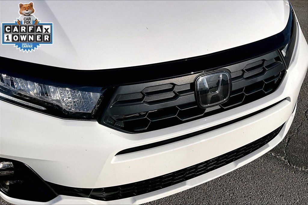 Used 2025 Honda Odyssey Sport-L image 31