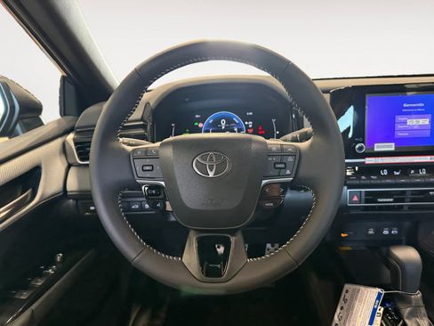 New 2026 Toyota Camry SE image 12