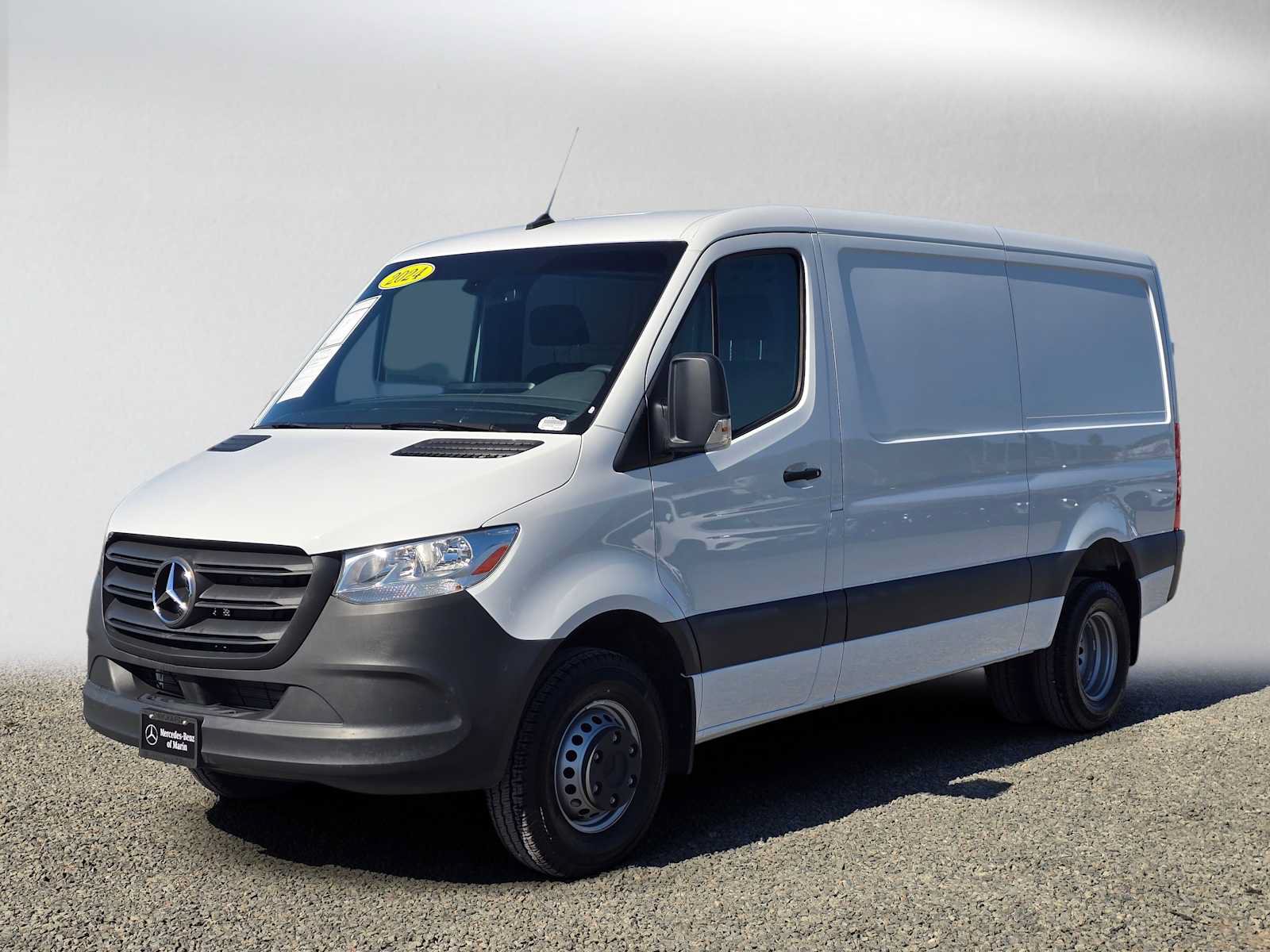 Used 2024 Mercedes-Benz Sprinter 3500 image 7