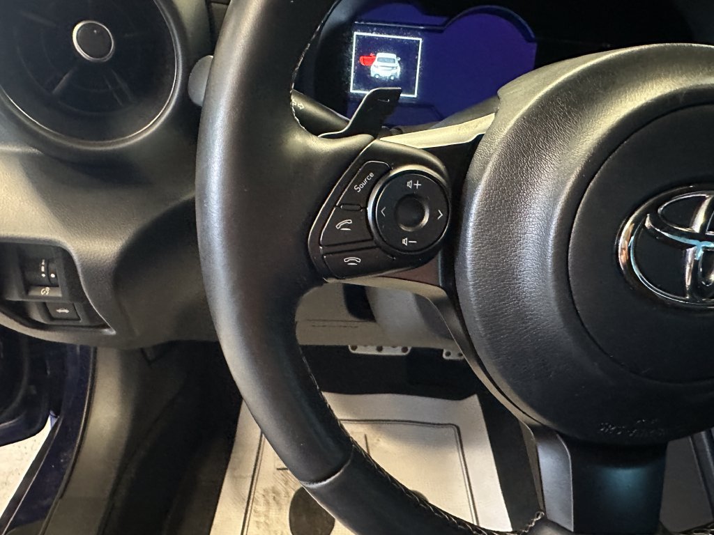 Used 2023 Toyota GR86 Premium w/ ALL Weather Mat Package (TMS) RWD image 11