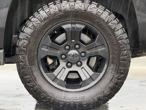 Used 2019 Chevrolet Tahoe LT image 3