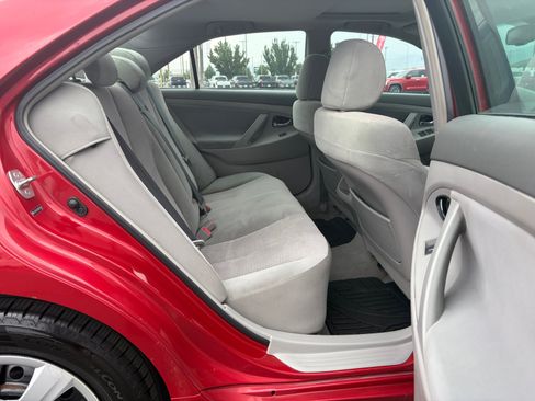 Used 2010 Toyota Camry FWD image 26